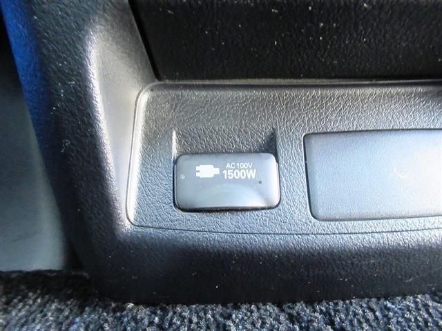 UJ0048345061_16_001.jpg