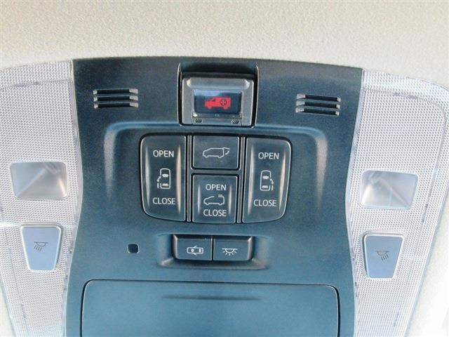 UJ0048345061_55_001.jpg