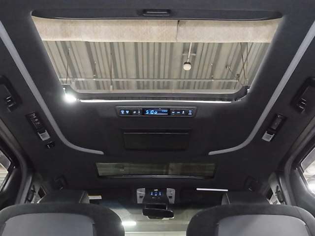 U00048135003_2_001.jpg