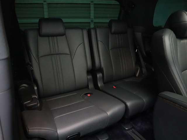 U00047459473_75_002.jpg