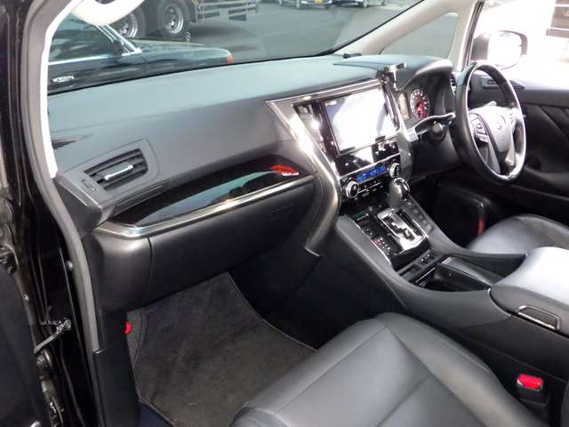 U00048070888_47_001.jpg