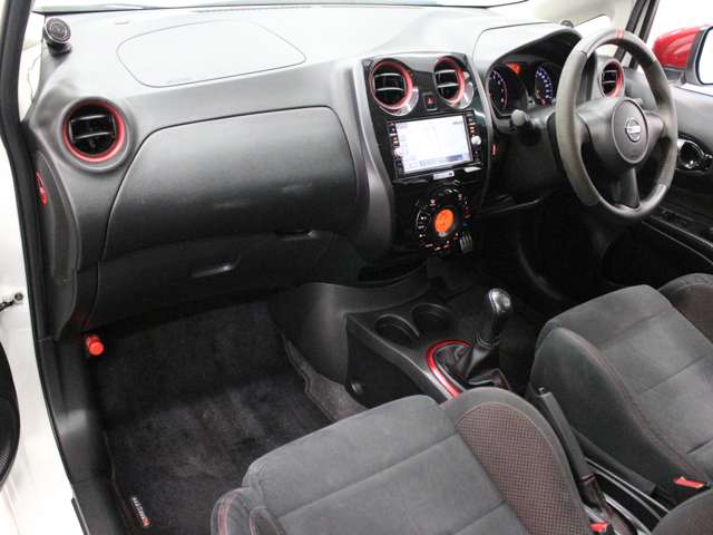 U00048220445_10_001.jpg
