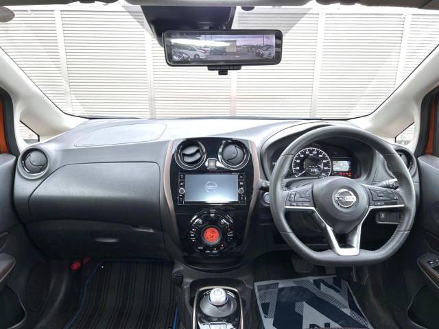 UZ0048532598_1_001.jpg