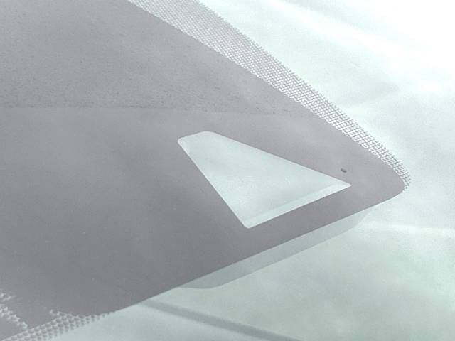 UZ0048532598_50_001.jpg
