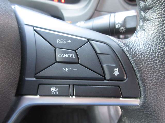 U00048426494_10_001.jpg