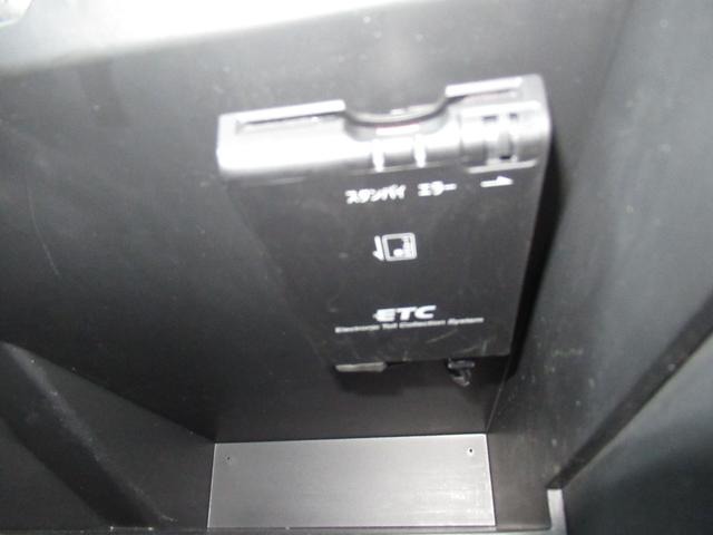 U00048378557_32_001.jpg