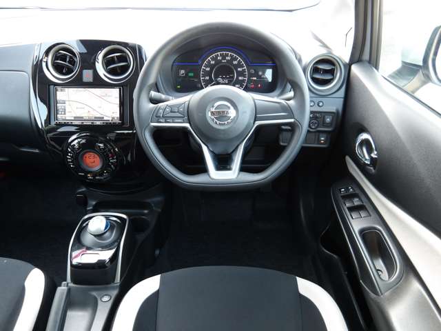 U00048606136_3_002.jpg
