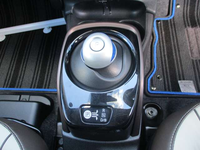 U00048053371_42_001.jpg