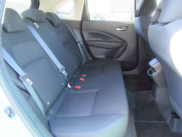 U00048083545_35_001.jpg