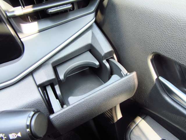 U00048625944_30_001.jpg