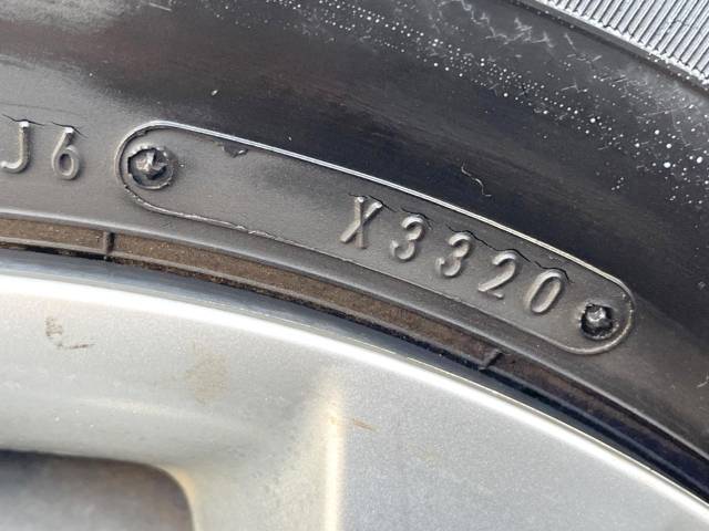 UZ0047471563_33_001.jpg
