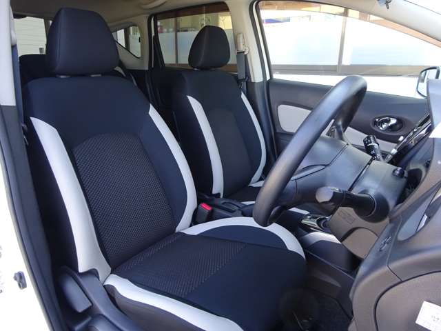 U00048484112_8_001.jpg