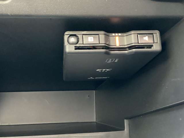 U00048540400_8_003.jpg