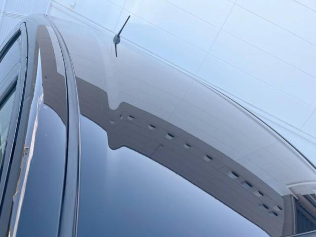UZ0048231353_38_001.jpg