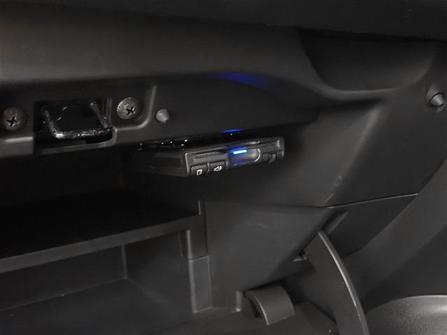 UJ0047227058_18_002.jpg