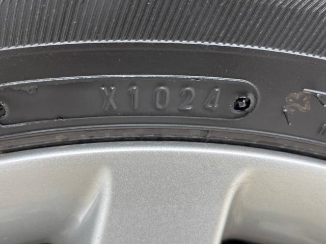 UZ0048306489_46_001.jpg