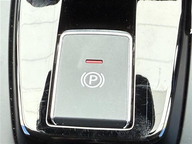 UZ0047912798_13_003.jpg