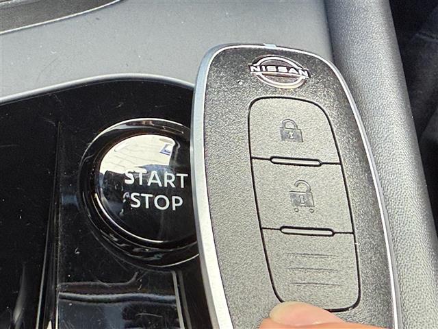 UZ0047912798_32_002.jpg