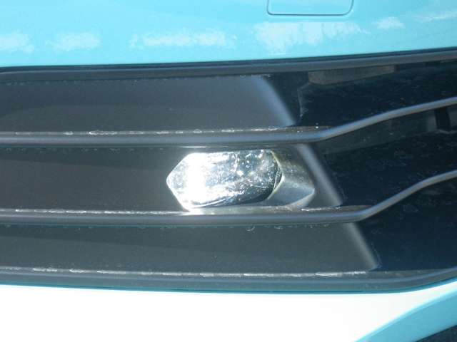 U00048257710_52_001.jpg