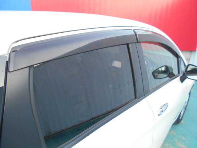 U00048093030_11_001.jpg