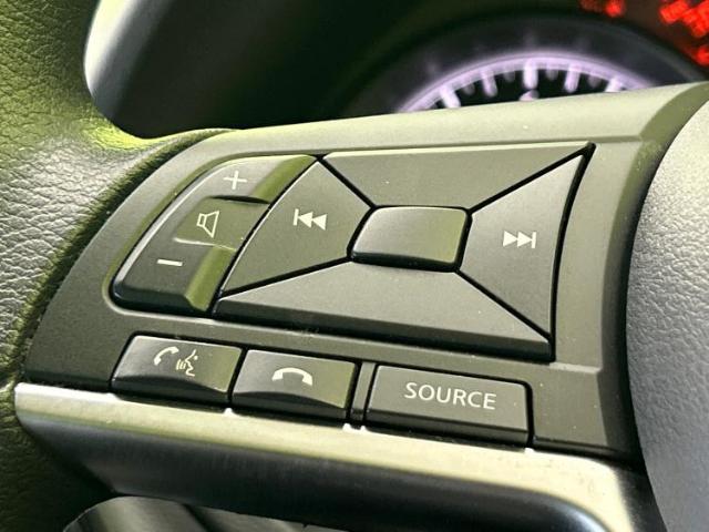 UZ0048280554_39_001.jpg