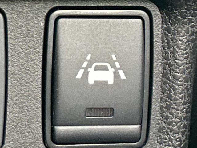 UZ0048280554_53_001.jpg