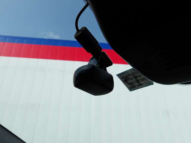 U00048620193_35_002.jpg