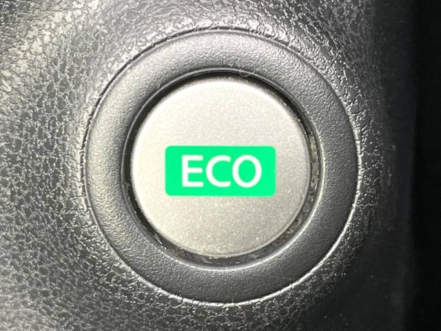 UZ0048058911_46_001.jpg