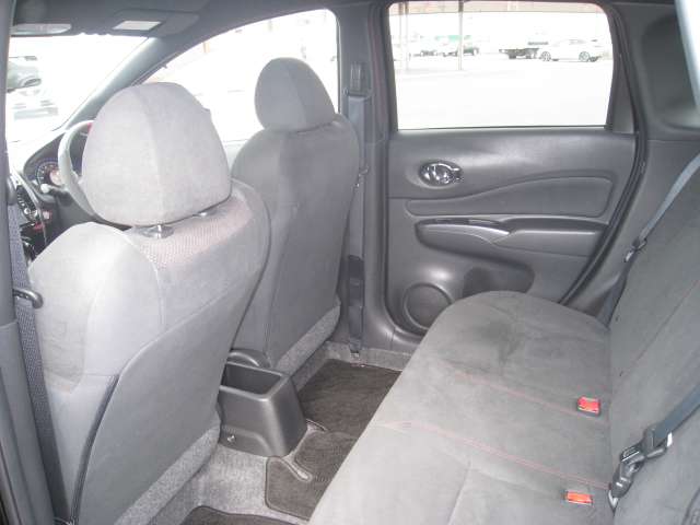 U00048212750_50_002.jpg