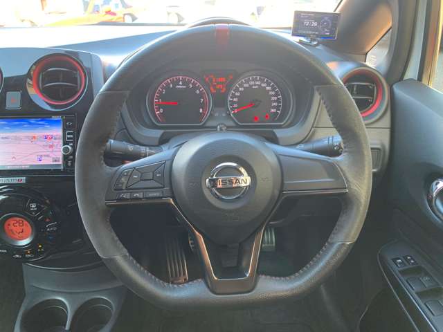 U00047225250_15_001.jpg