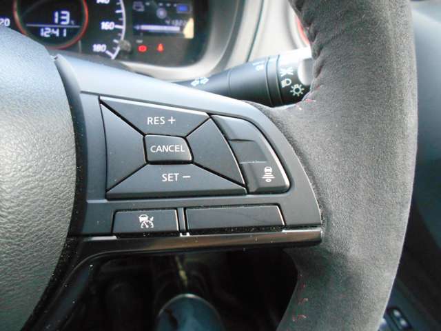 U00047182356_13_002.jpg