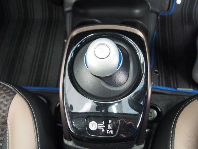 UJ0047699840_12_002.jpg