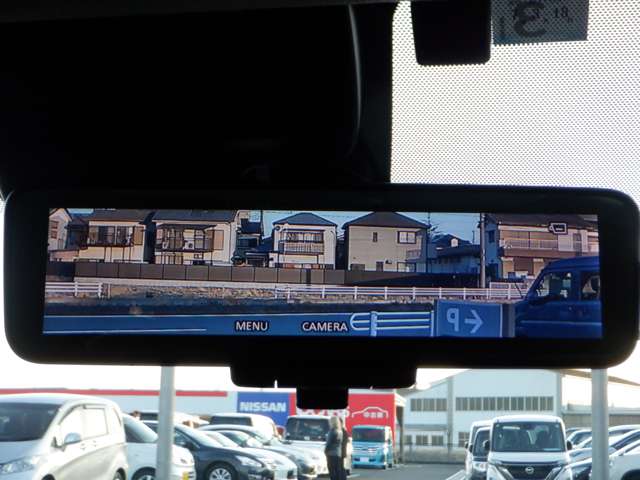 U00048225126_10_001.jpg
