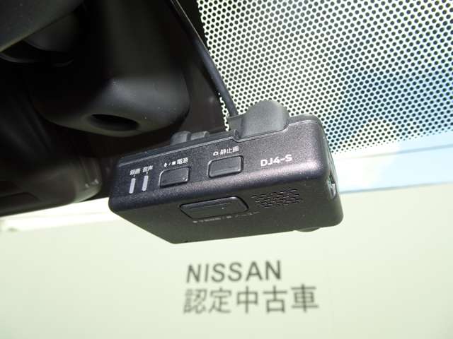 U00048578102_6_002.jpg