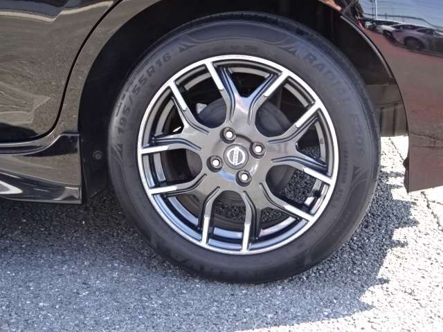 U00048104609_32_002.jpg