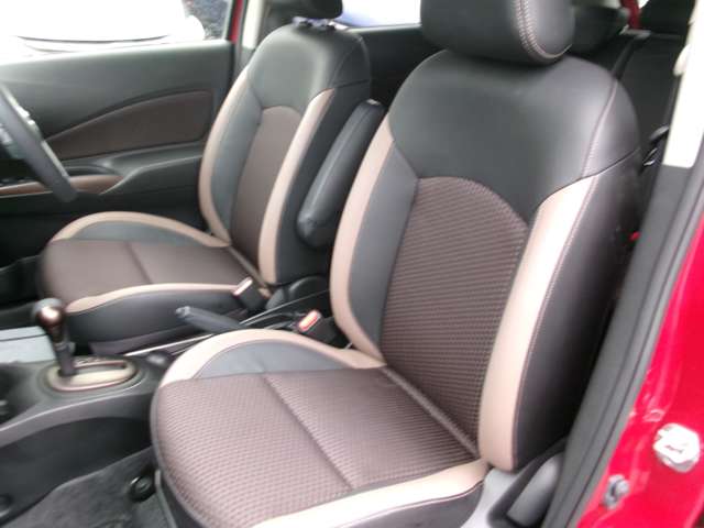 U00048514762_16_001.jpg