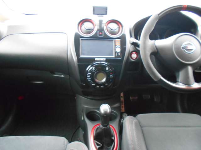 U00048175012_33_001.jpg