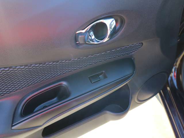 U00048037670_66_001.jpg