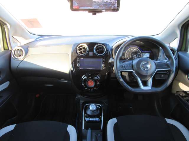 U00047676814_3_002.jpg