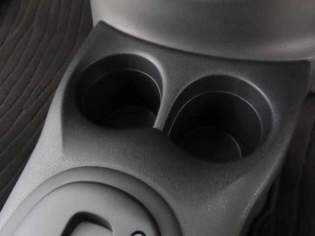 UZ0048022005_18_001.jpg