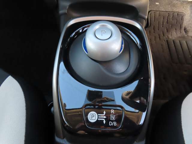 U00047907665_10_002.jpg