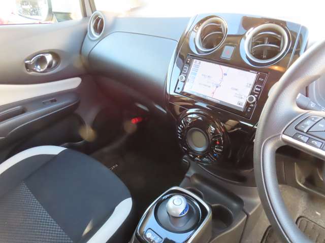 U00047907665_9_002.jpg