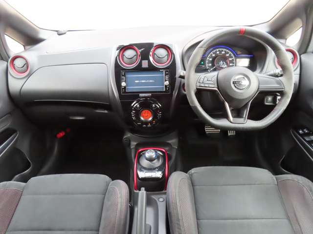 U00048314067_5_001.jpg