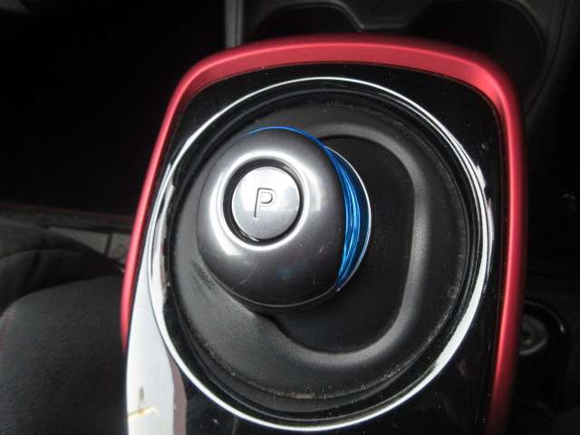 U00047512506_18_001.jpg