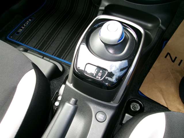 U00048628184_30_001.jpg