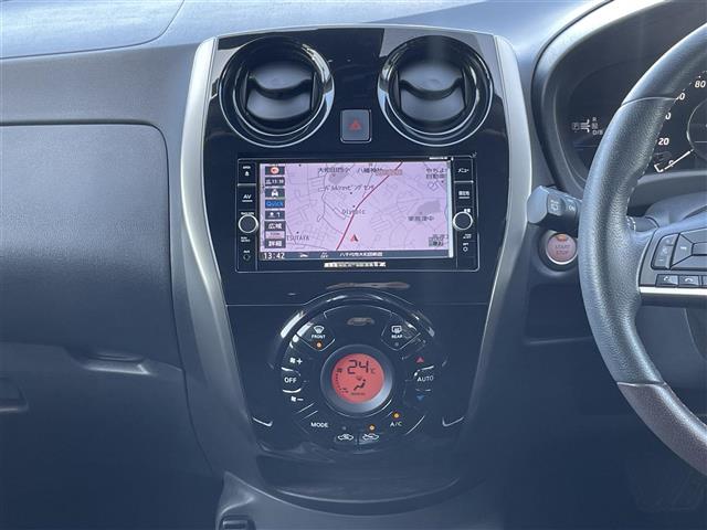 UZ0048660231_6_001.jpg