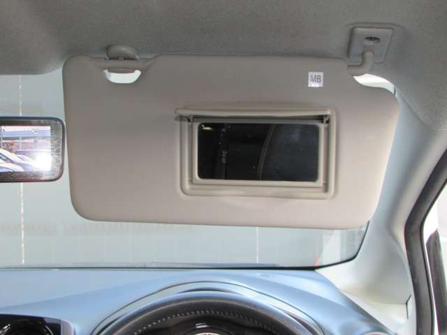 U00048052597_30_001.jpg
