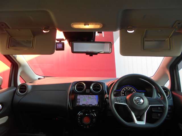 U00048200815_4_002.jpg