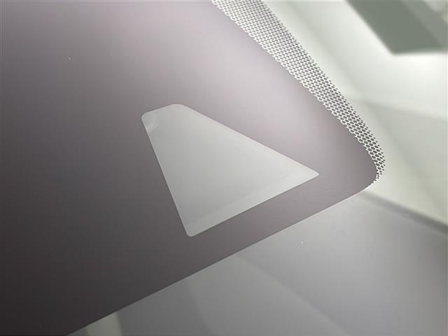 UZ0047484327_3_001.jpg