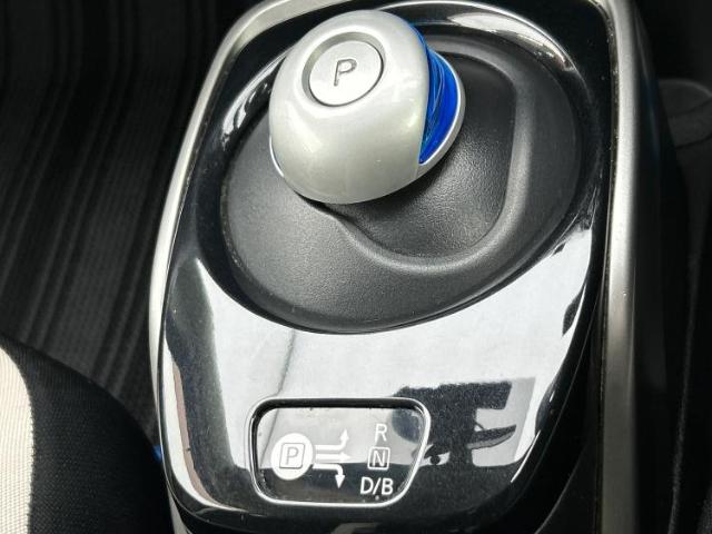 UZ0047459608_37_001.jpg